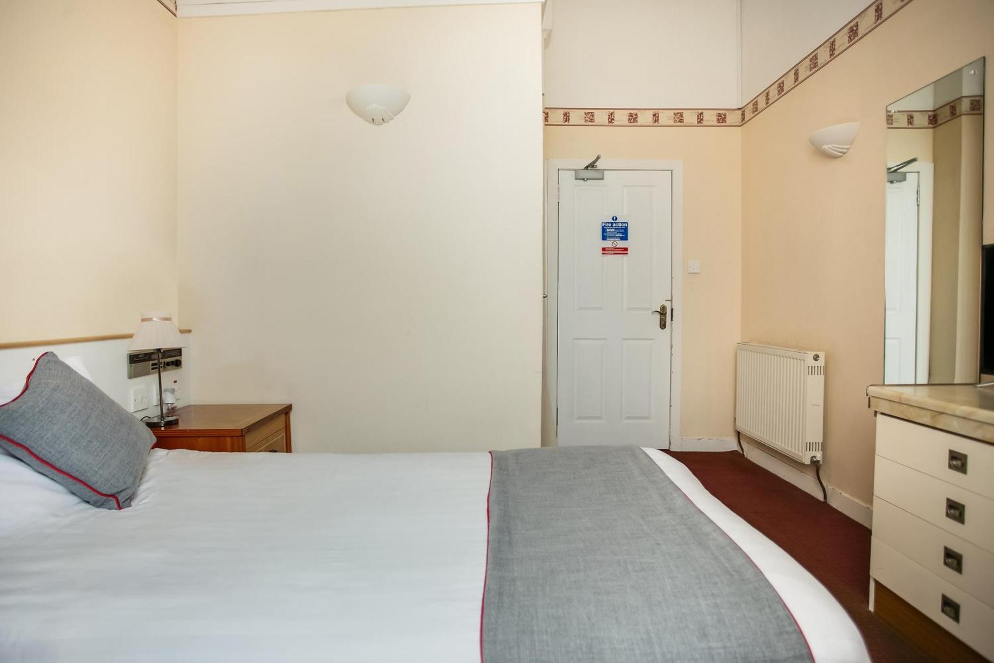 Oyo Glenpark Hotel, Ayr Central Exteriér fotografie